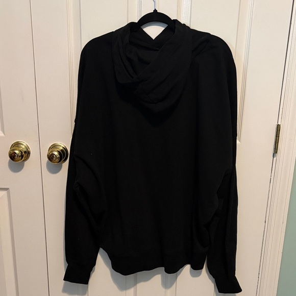 Snoopy Graphic Black Hoodie for Women - Picture 3 of 5